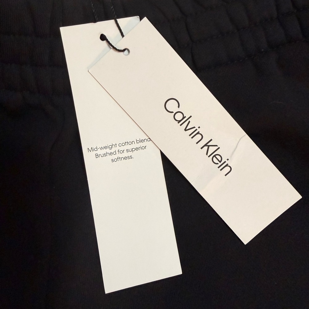 Calvin Klein Black Lounge Shorts NWT Minimal CK Logo Athleisure Size M - Picture 5 of 5